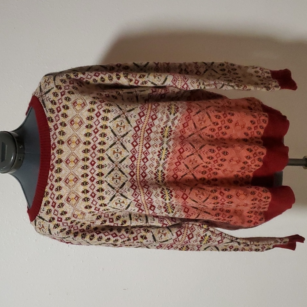 Stylish Urban Outfitters sweater